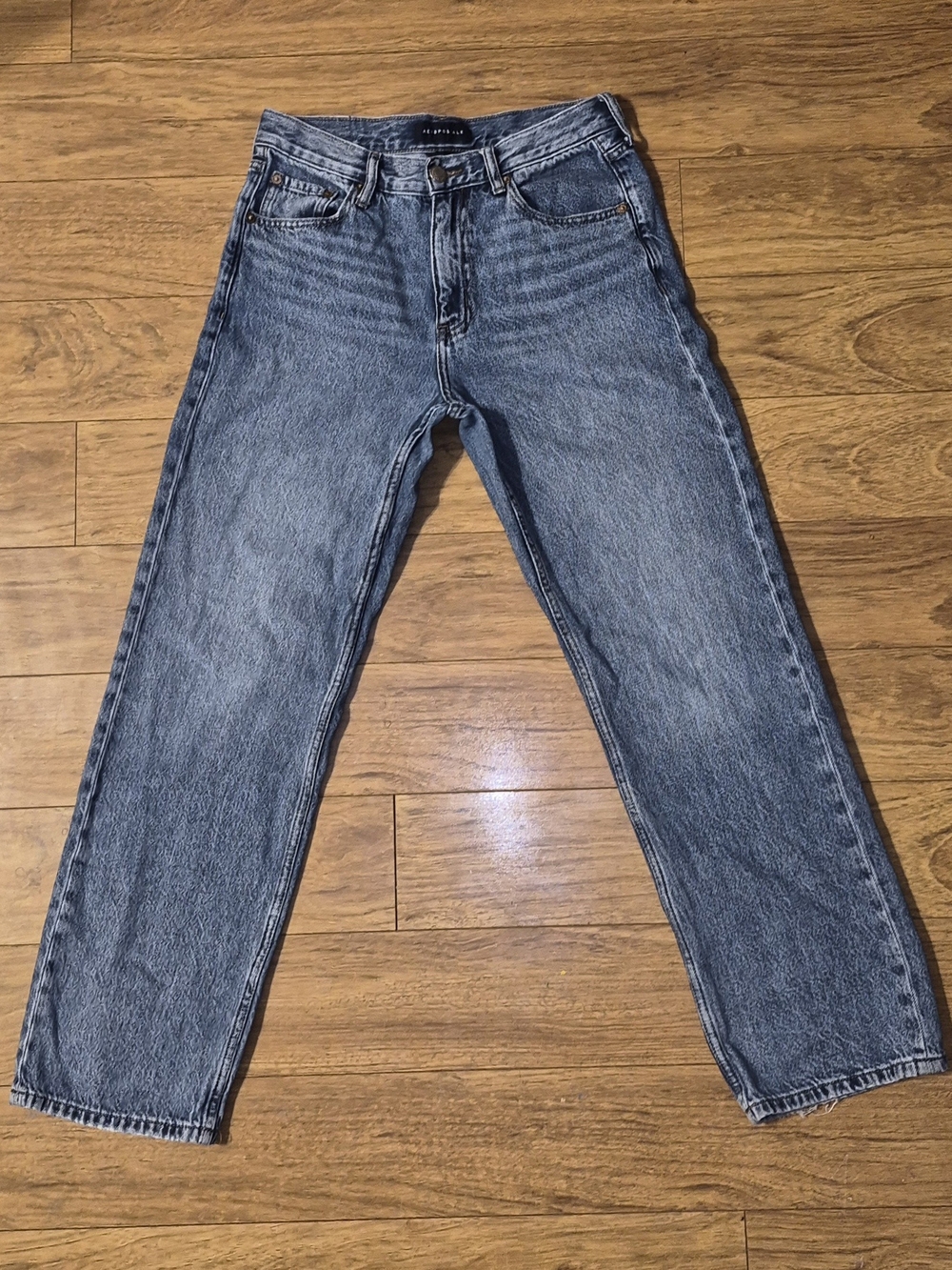Aéropostale High Rise Baggy Jeans - Medium Wash Blue Denim